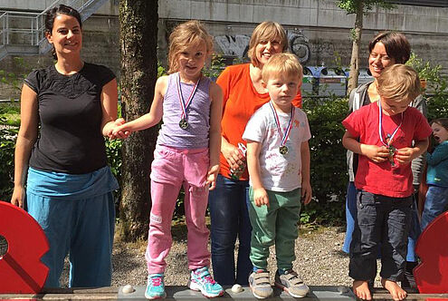 Mutter-Kind-Turnen St. Karl