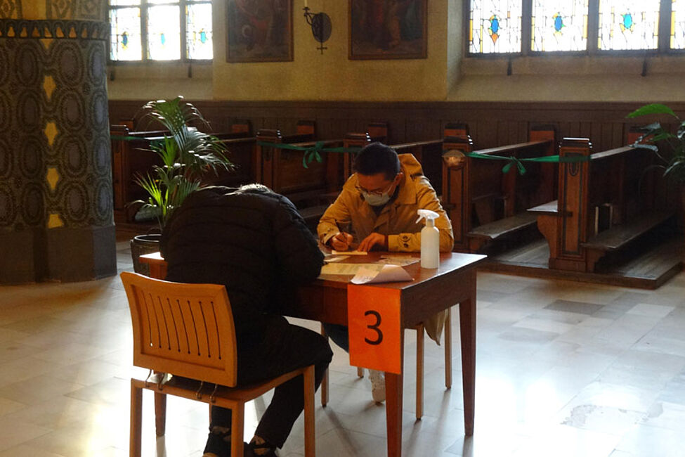 Stationenweg mit den Patinnen und Paten