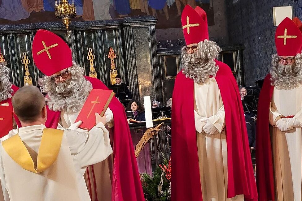 Der Samichlaus auf Familienbesuch