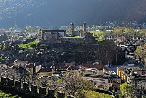 Bellinzona - Einmal Mittelalter und wieder zurück