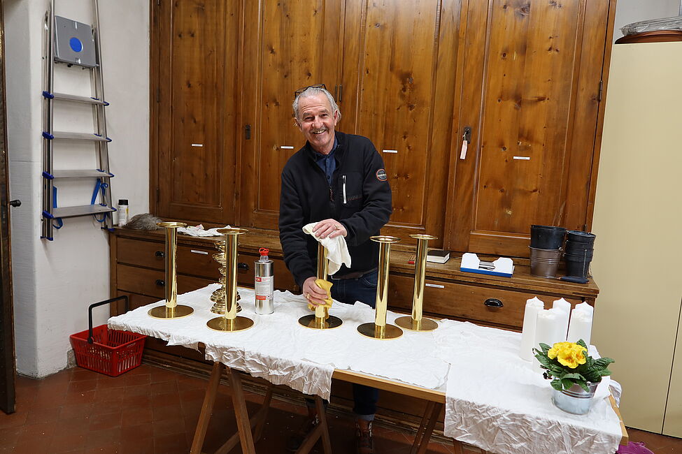 Sakristan in der Karwoche