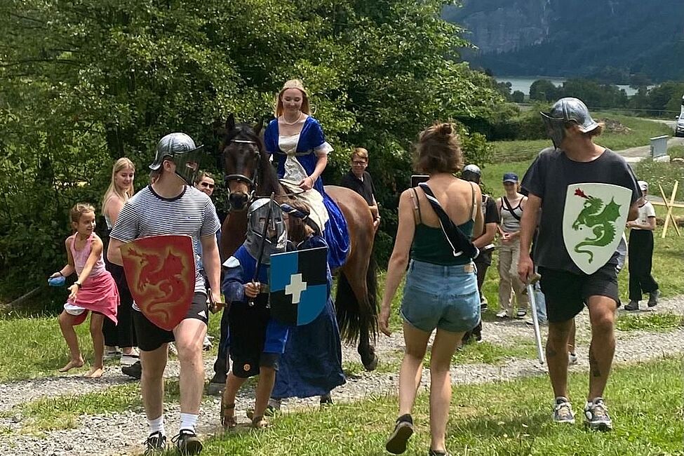 Herzliche Grüsse aus dem Pfadilager St. Anton