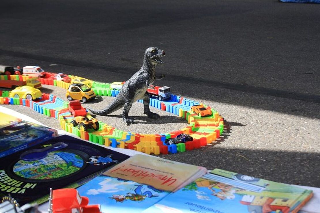 Kinderflohmarkt Schulhausplatz Wartegg