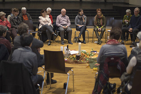 Gruppe «offene Feiern im MaiHof»