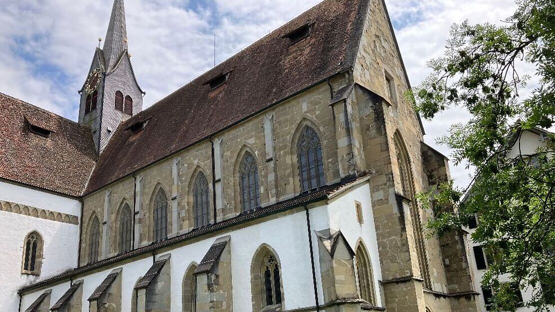 Wandern Frauen im Hof