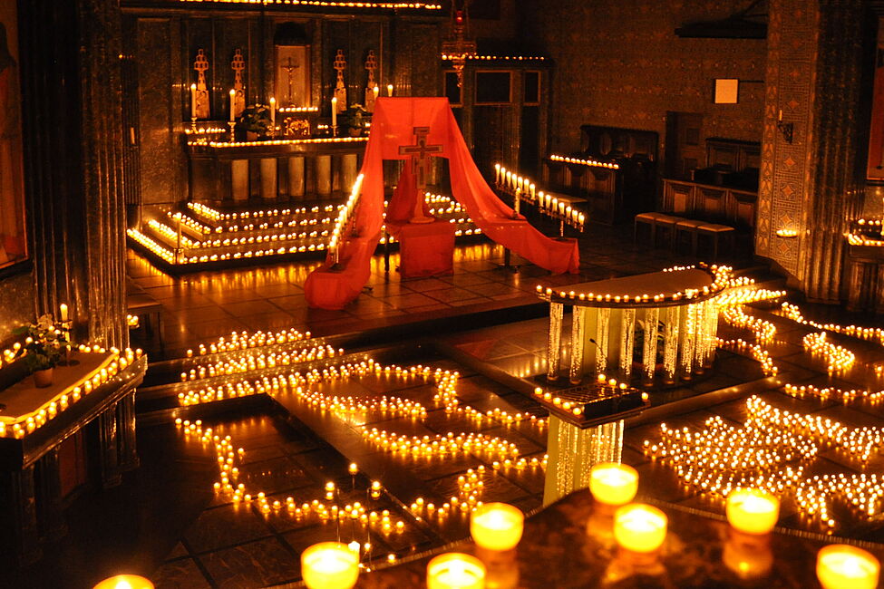 leuchtende Friedenstaube